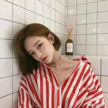 林中窥目